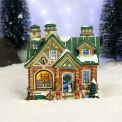 Lemax Pine Peak Retreat