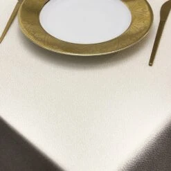 Peggy Wilkins Astra Champagne Gold 67x100" Tablecloth